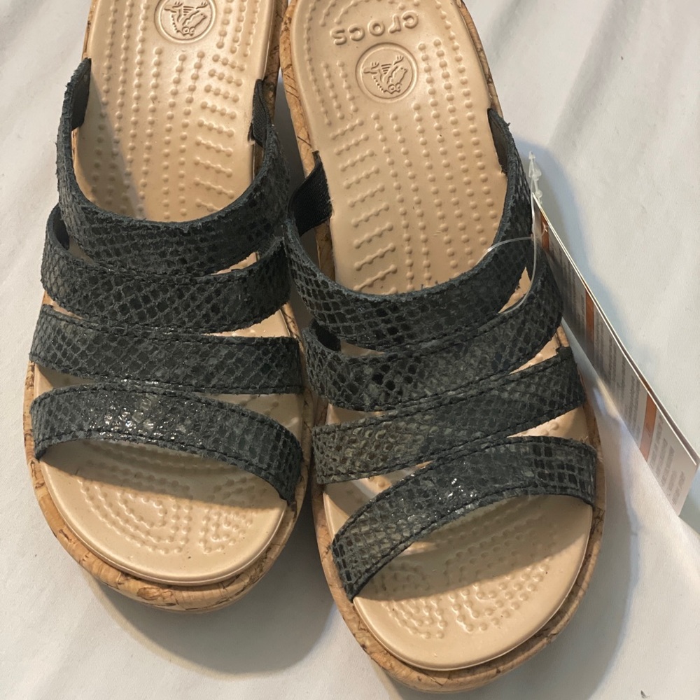 Crocs A-Leigh Snake Pattern Wedge